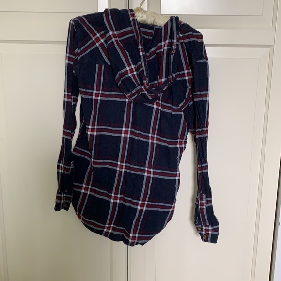 Plaid long sleeve with a good - Picture 2 of 2